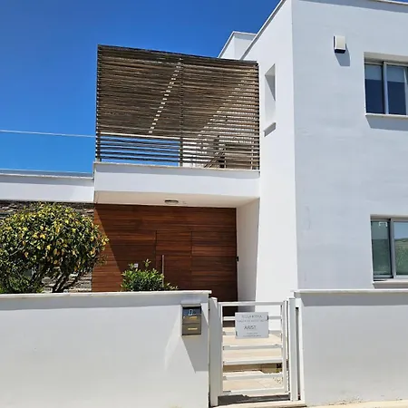 Villa Kyma 3 Bed + Pool